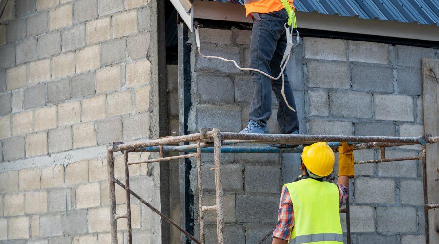 Expert Emergency Roof Repairs services in Scottown, OH
